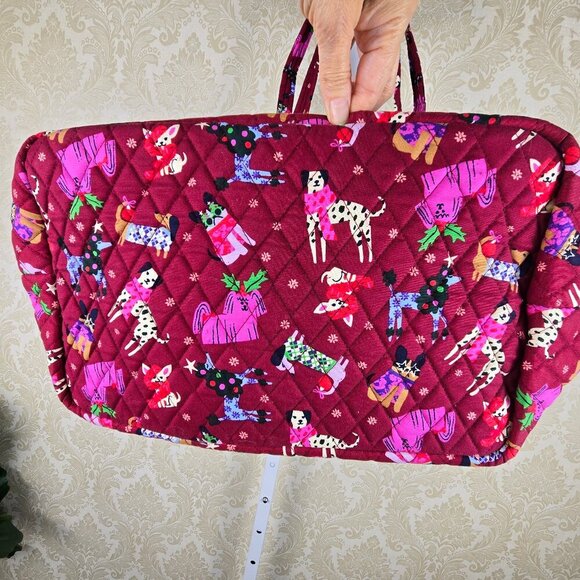 Vera Bradley Christmas  dog  Patterned Tote - Picture 5 of 13